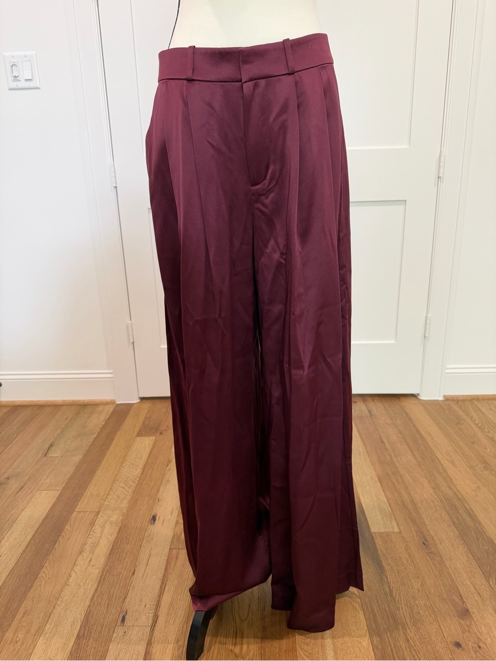 ❤️ Banana Republic Belay Silk Pants Dark Cherry Red Size 6 ❤️ - Picture 4 of 14